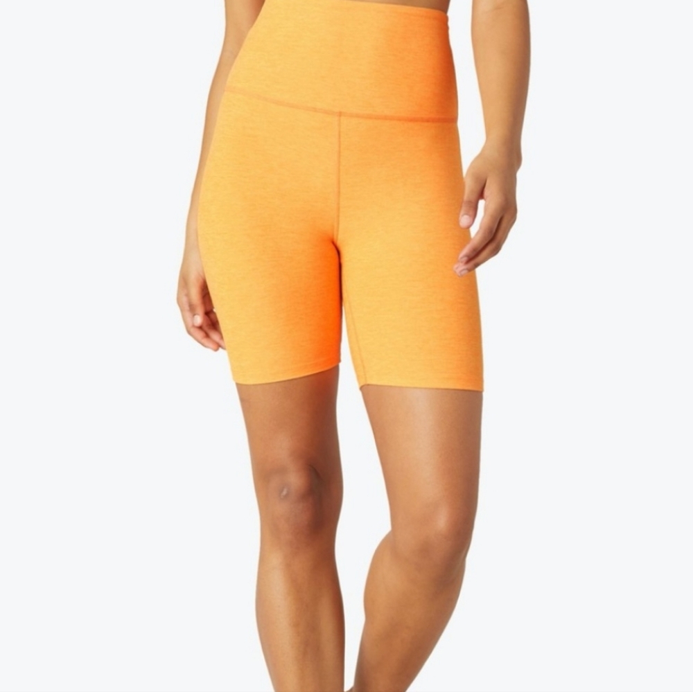 Beyond Yoga Spacedye Biker Short Mango Pop Heather